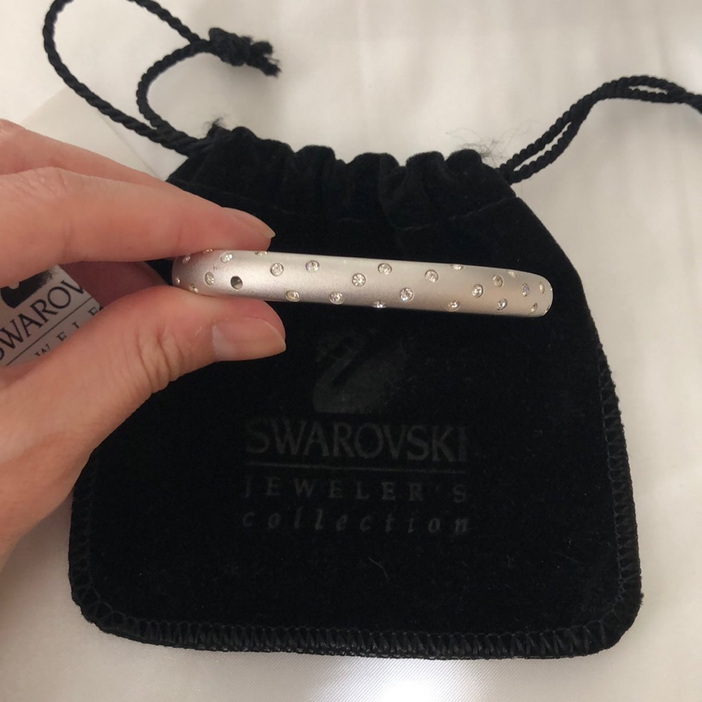 Swavorski Bangle - Picture 3 of 6